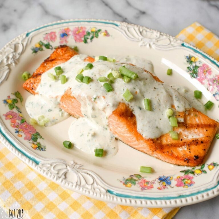 20 Minute Baked Salmon with Creamy Lemon Sauce Recipe